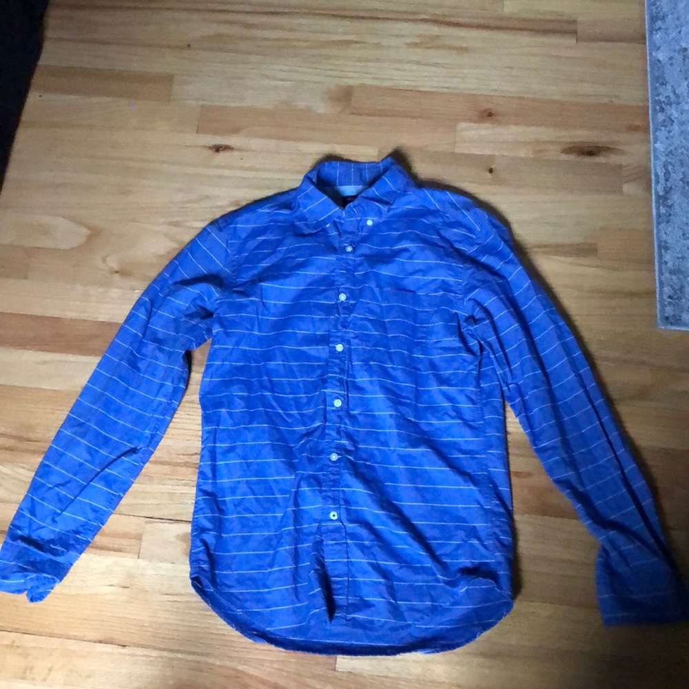 American Eagle Outfitters stripped button down